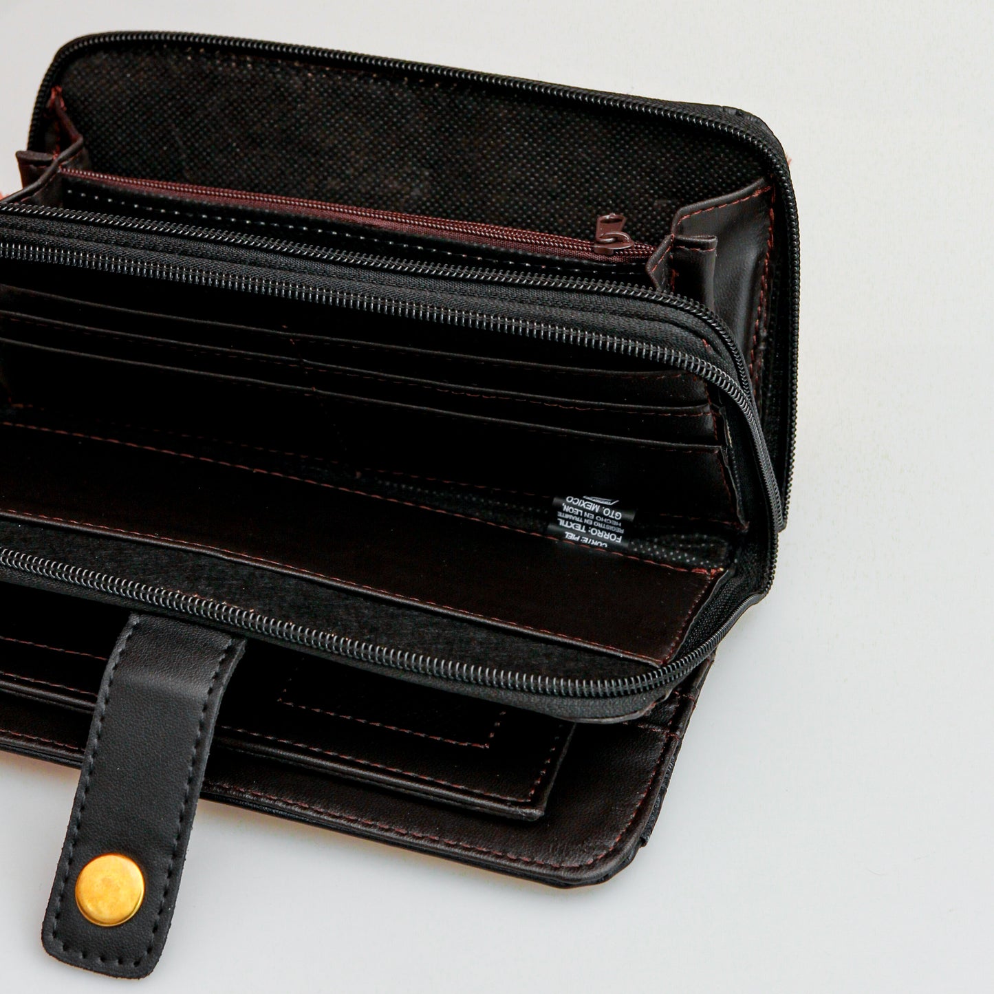 Cartera Cincelada doble